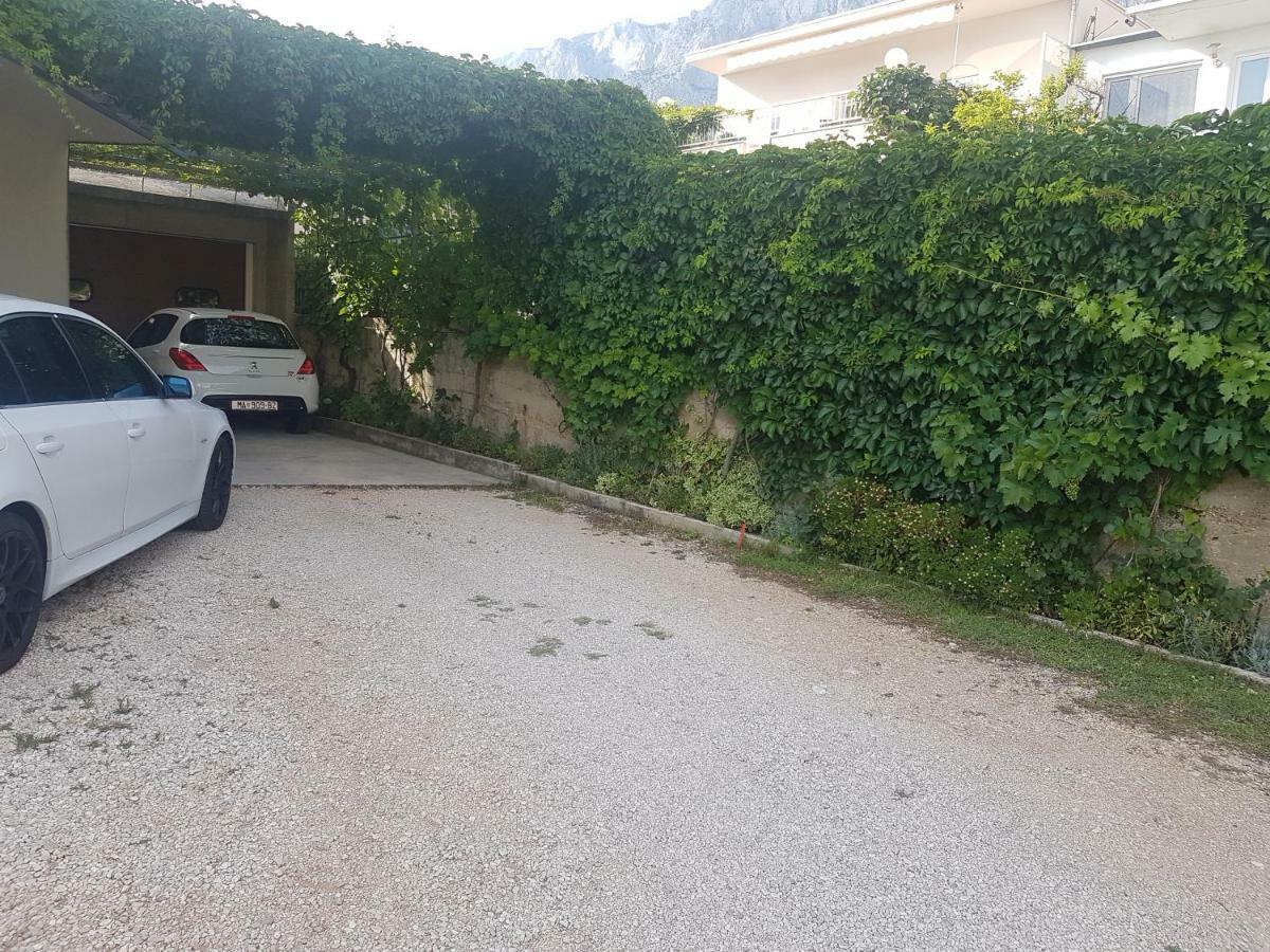 Apartman Vrisika Ll Makarska Lejlighed Eksteriør billede