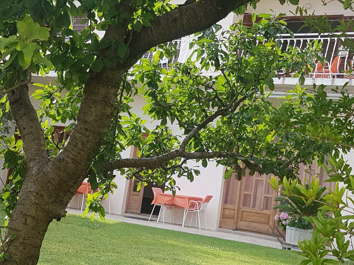 Apartman Vrisika Ll Makarska Eksteriør billede